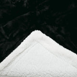 Plaid imitation lapin noir 130x170 cm, ultra doux et moelleux, offrant chaleur, confort et élégance pour votre intérieur.