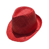 Chapeau artisanal de Madagascar Borsalino rouge en fibres naturelles, léger et tendance, parfait pour le jardin, la plage, la piscine ou les vacances.