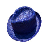 Chapeau artisanal borsalino bleu en fibres naturelles, léger et tendance, parfait pour le jardin, la plage, la piscine ou les vacances.