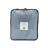 Couverture Cozy gris clair 220x240 cm plaid doux et chaud 610 g/m² pour lit ou canapé, couverture cocooning cosy, style hygge, idéale pour l’hiver et la décoration intérieure.