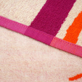 Serviette de plage XL éponge velours Jacquard Rose 140x180 400g/m² - Carlina - Le comptoir de la plage