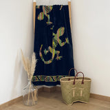 Serviette de plage éponge Velours Jacquard Irvine 75x150cm 100 % coton, douce, absorbante et légère, idéale pour plage et piscine.