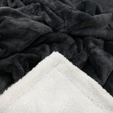 zoom plaid cocoon anthracite 130x170cm, recto imitation lapin et verso mouton 610g/m², ultra doux pour un confort chaleureux