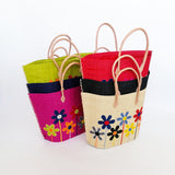 Paniers rabane artisanal "MAJUNGA" avec motifs brodés fleurs - Le comptoir de la plage