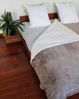 PLAID COUVERTURE POLAIRE XL imitation "Lapin" 220 x 240 Beige Taupe - Le comptoir de la plage