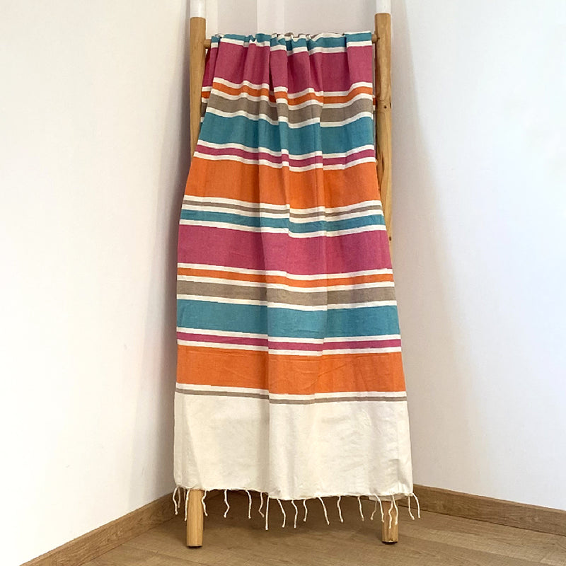 Fouta Hélios rose 100% coton 190g/m² , légère et absorbante, 100x200 cm, idéale bain, plage ou paréo, au design rayé tendance.