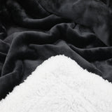 Plaid Polaire doublé imitation Mouton Noir 130X170