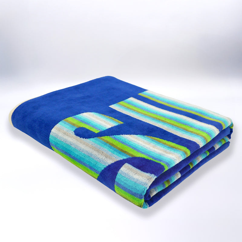 Serviette de plage XL pliée velours Jacquard bleu Nyaralas - Le Comptoir de la Plage