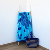 Serviette de plage éponge Velours Jacquard Malari absorbante et séchage rapide, tendance et pratique plage, piscine ou bain.