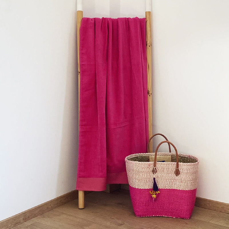 Serviette de bain en coton uni Shady Fuchsia - Le comptoir de la plage