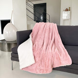 Plaid cocoon rose 130x170cm, recto imitation lapin et verso mouton 610g/m², ultra doux pour un confort chaleureux