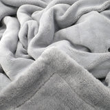 zoom plaid cozy gris clair 130x170 cm, ultra doux 760g/m², idéal pour chaleur, confort et déco dans toute la maison