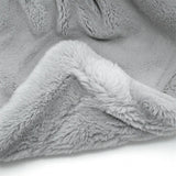 Plaid Cozy Gris Clair cocooning polaire 130x170 cm 760g/m² ,ultra doux et chaleureux, idéal pour détente et déco.