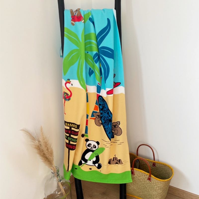 Pack enfant serviette et poncho Colonia - Le comptoir de la plage