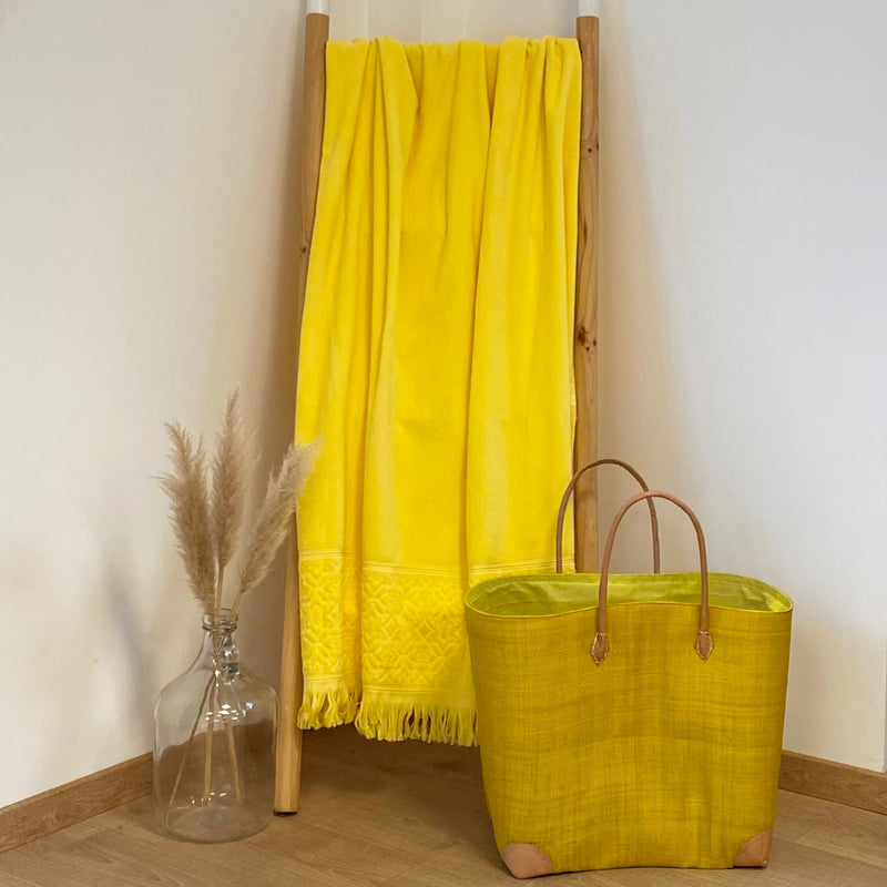 Drap de bain coton jaune Romance - Le comptoir de la plage