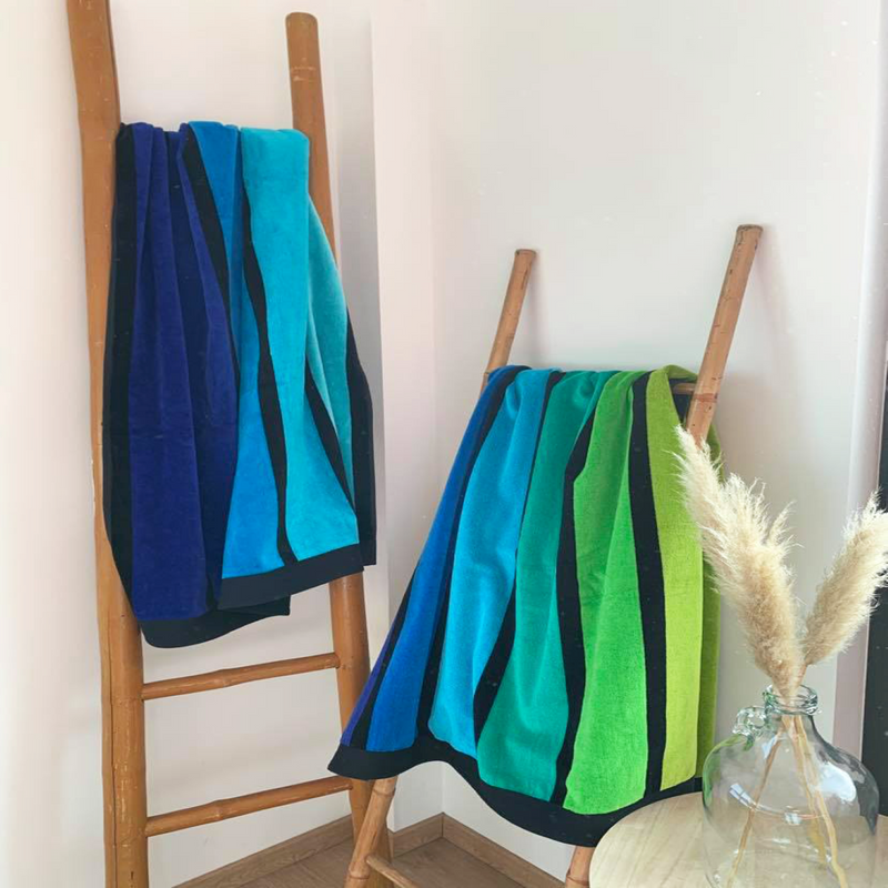 Serviette de plage Happy Blue et Happy Men en coton - Le comptoir de la plage