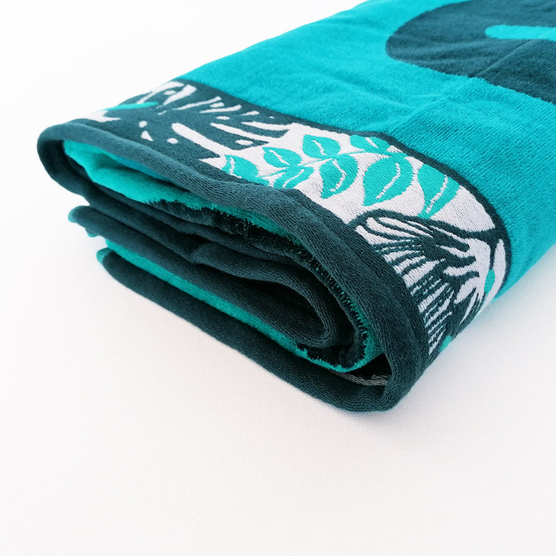 Serviette de bain en coton turquoise Nalla, large - Le comptoir de la plage