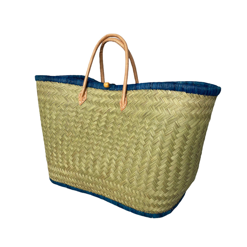 Panier artisanal turquoise Feston - Le comptoir de la plage