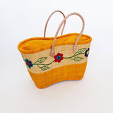 panier artisanal Namakia safran rabane brodé avec broderies fleurs avec pochon, anses cuir dimensions 35x20x35 cm fond renforcé, idéal pour le marché ou la plage 