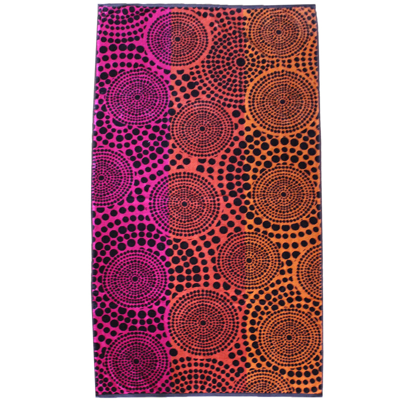 Serviette de Plage  Waxy 90x170cm 440gm² éponge velours Jacquard  motif  wax cercles géométriques noirs sur fond fuschia rouge orange