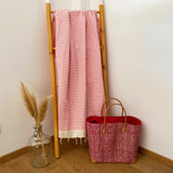 Drap de bain fouta plate rayée en coton Yadara rose - Le comptoir de la plage