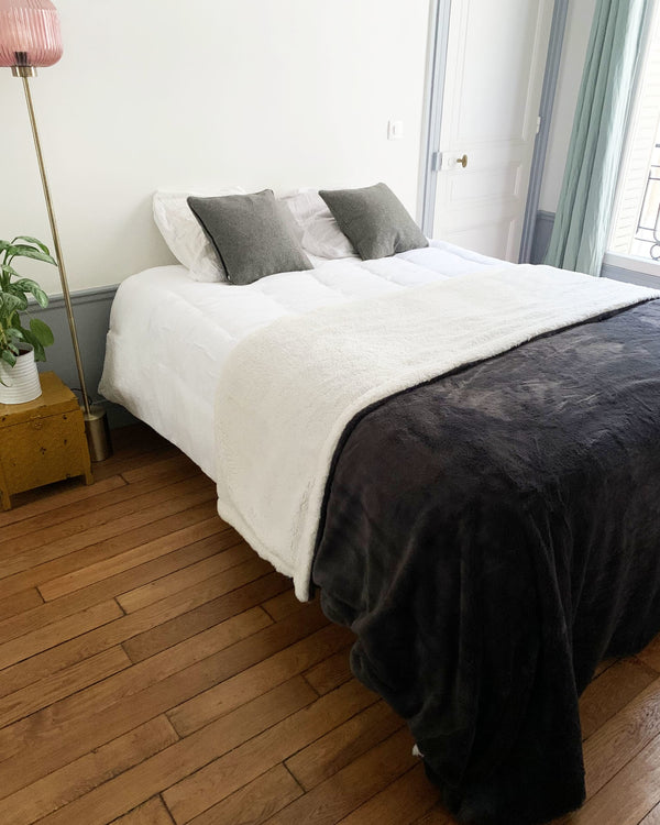 PLAID COUVERTURE  POLAIRE XL imitation "Lapin" 220 x 240 Anthracite