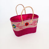 panier artisanal rose fuchsia Namakia - Le comptoir de la plage