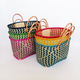 panier artisanal toama Gm avec poche en fibres naturelles avec poignées en cuir dimensions 55x20x35cm, idéal pour marché plage ou courses robuste et élégant
